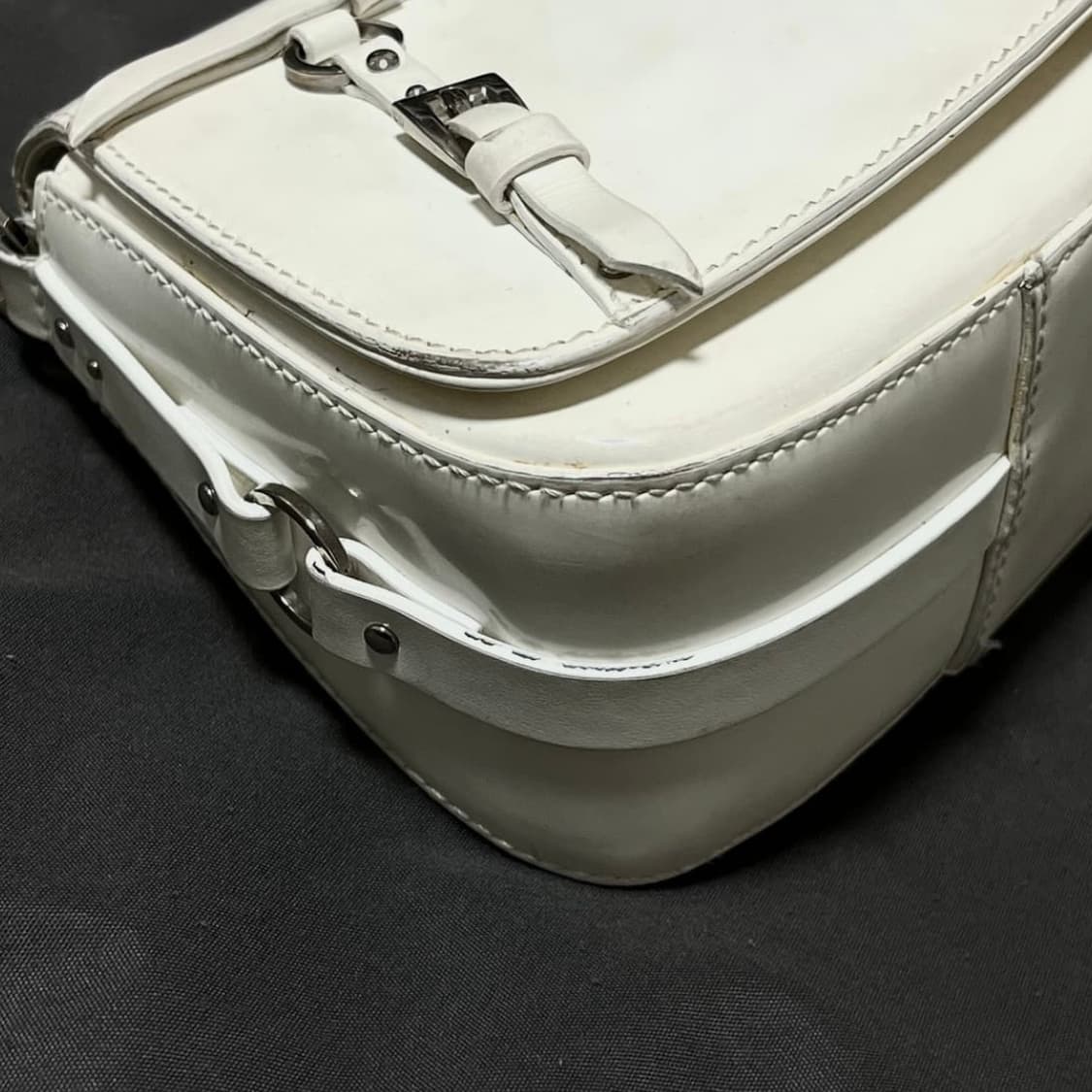 디올 하드코어 본디지 화이트 숄더백. 피어싱 펑크 빈티지 y2k 상품이미지3