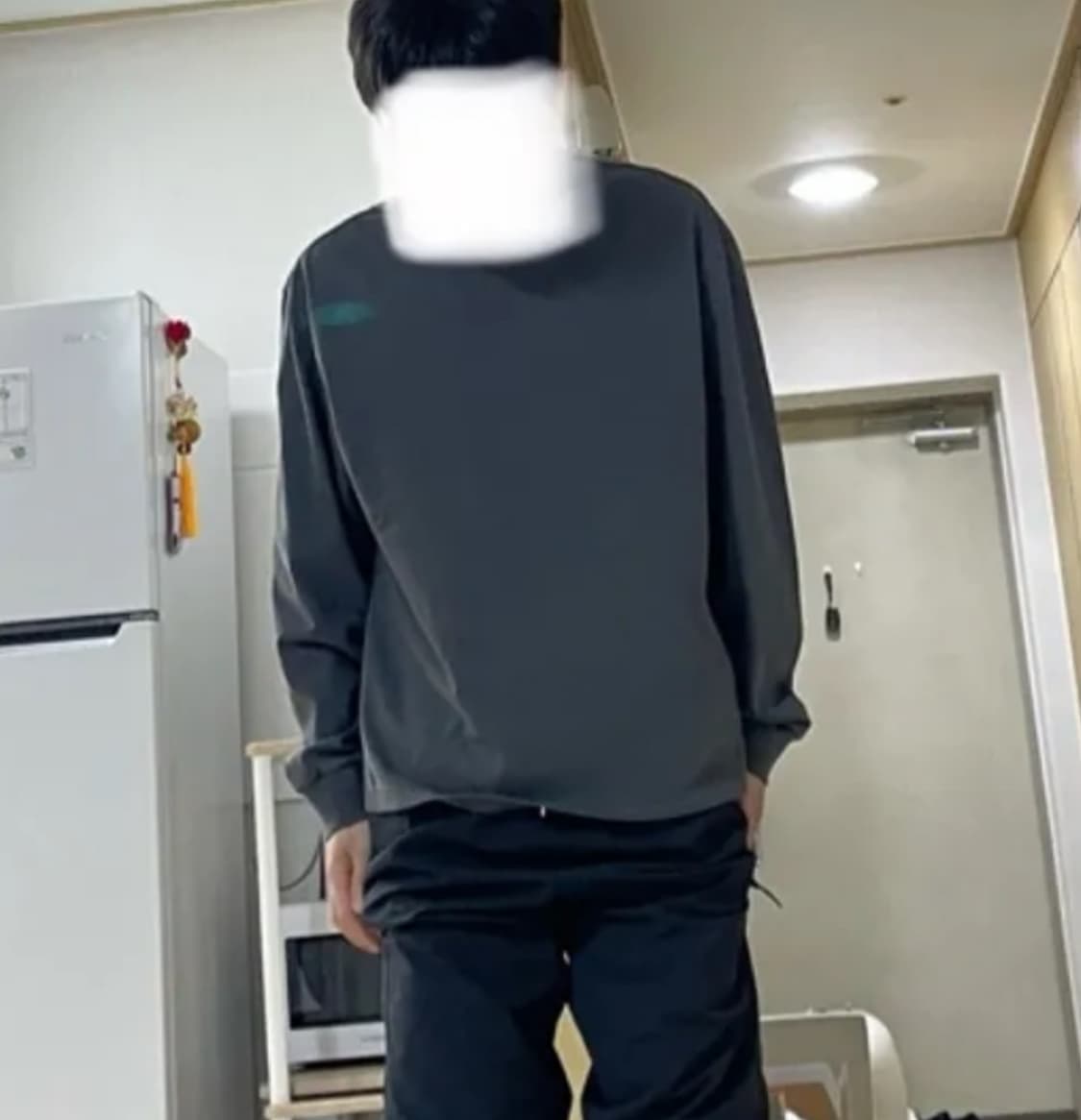 쿠어 피그먼트 롱 슬리브 티셔츠 차콜그레이색 상품이미지9