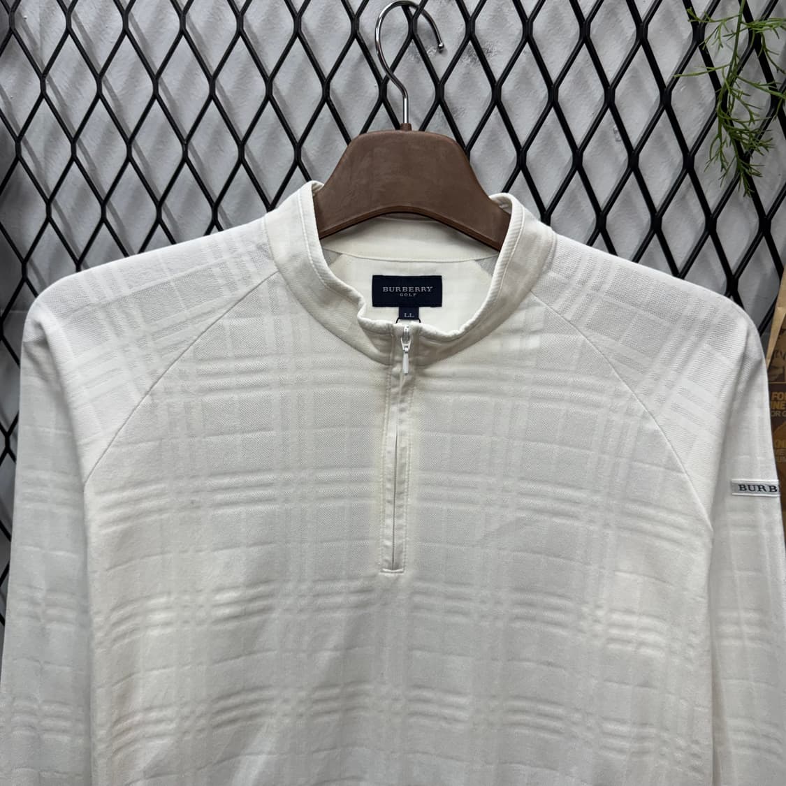 00s 버버리 골프 하프 집업 티셔츠 체크 패턴 포인트 화이트 상품이미지3
