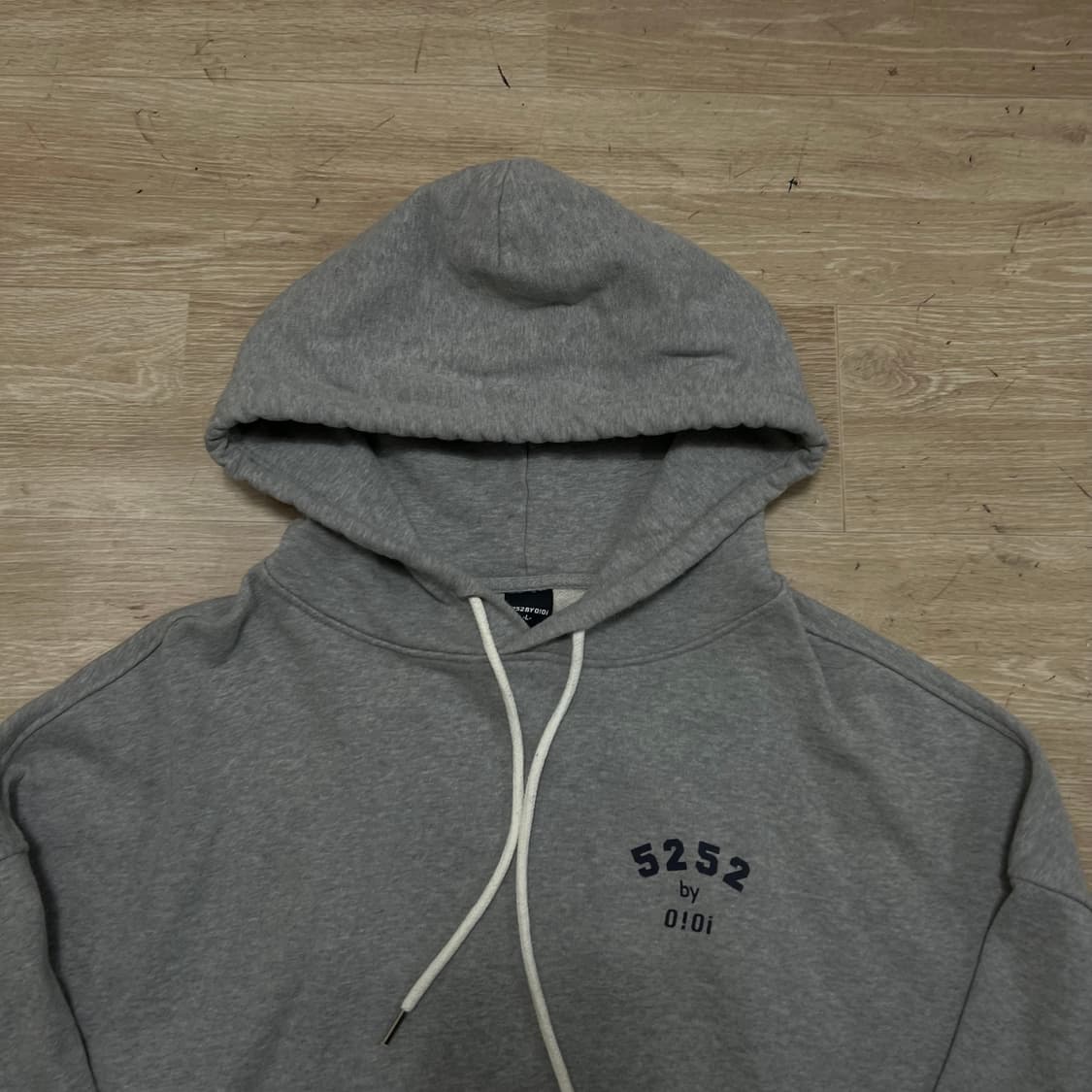 OiOi 오아이오아이 남여공용 로고 후드티 [그레이] L/100 상품이미지2