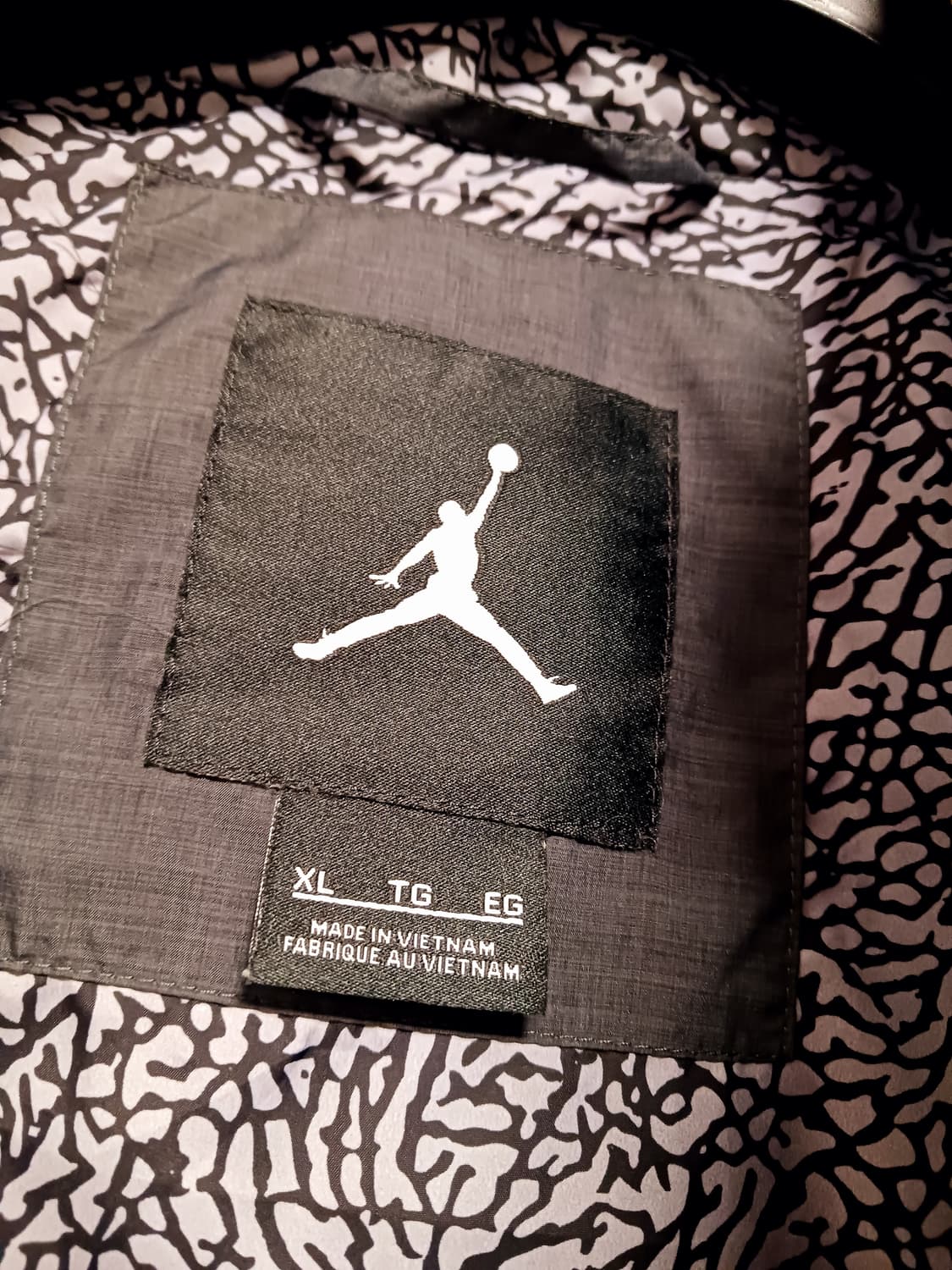 나이키 조던 점프맨 패딩베스트 상품이미지4