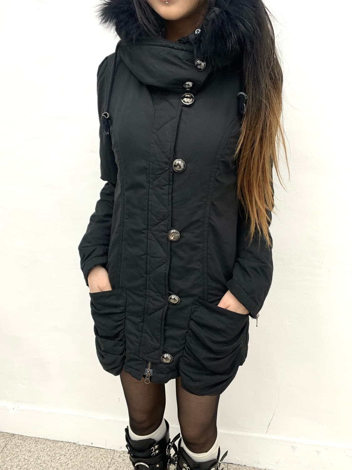 Lip service fur hood shirred pocket jack 상품이미지5