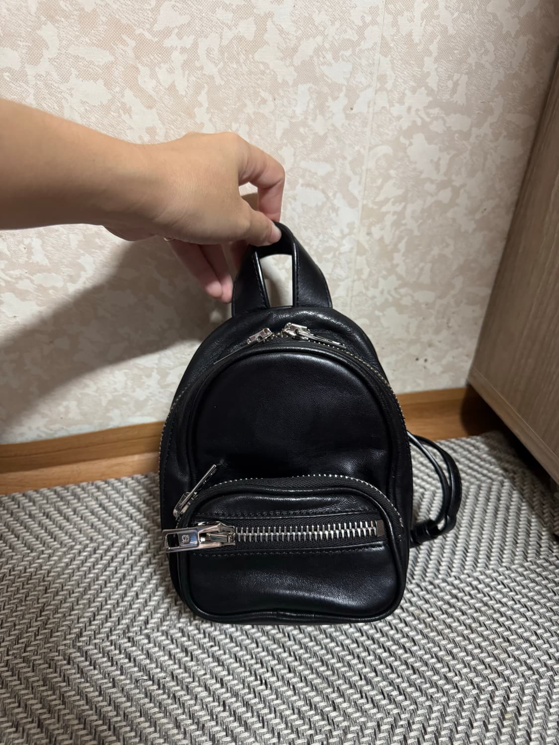 알렉산더왕 아티카 미니 백팩 상품이미지1