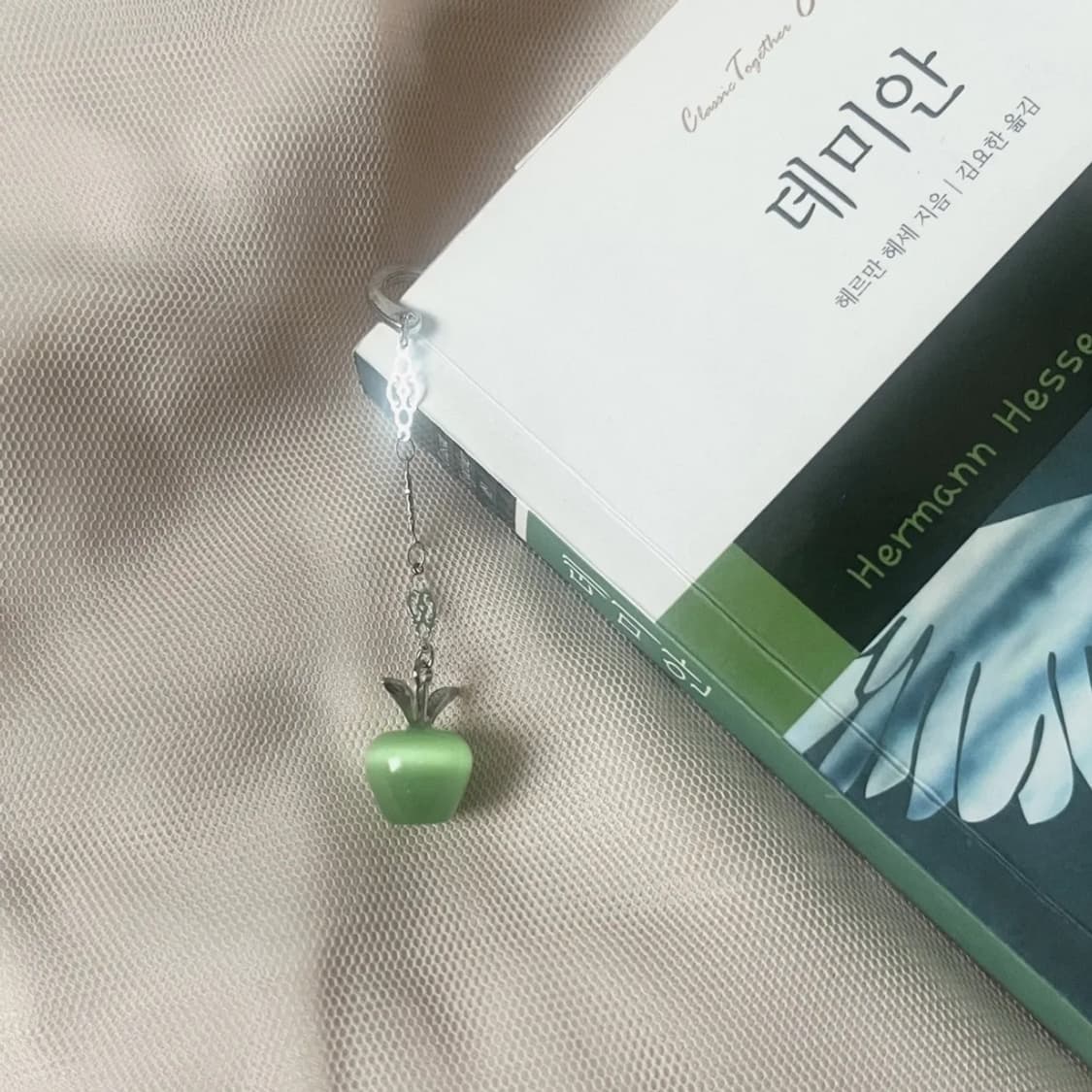 Green Apple Bookmark/Keyring (handmade) 상품이미지3