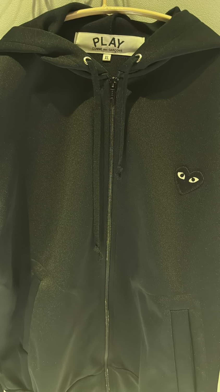 꼼데가르송 빅 블랙 하트 프린트 후드 집업 블랙 상품이미지1