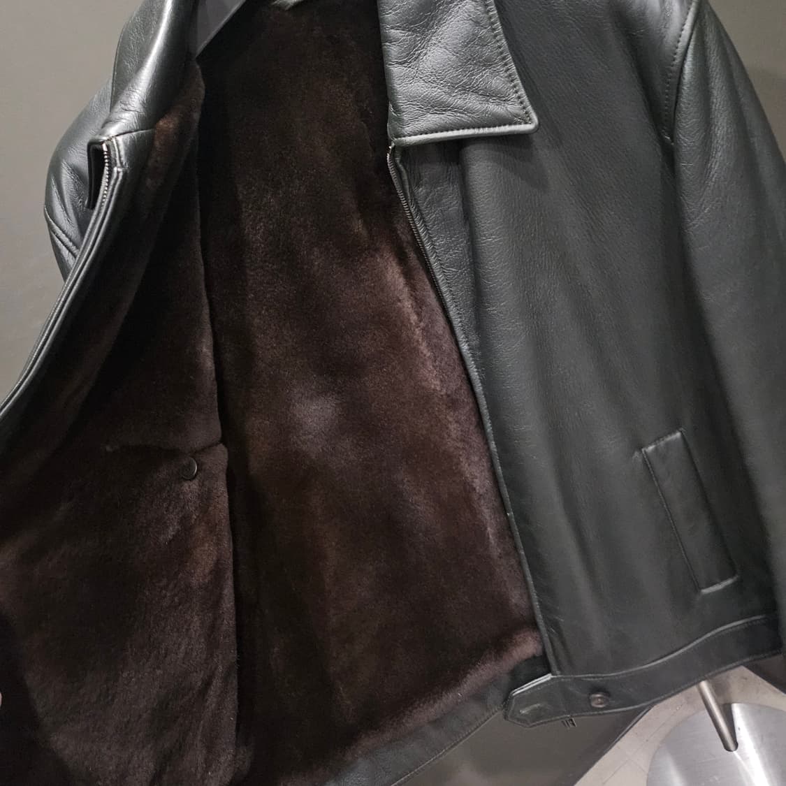 브리오니 엘크레더&밍크 시어링 가죽자켓 상품이미지5