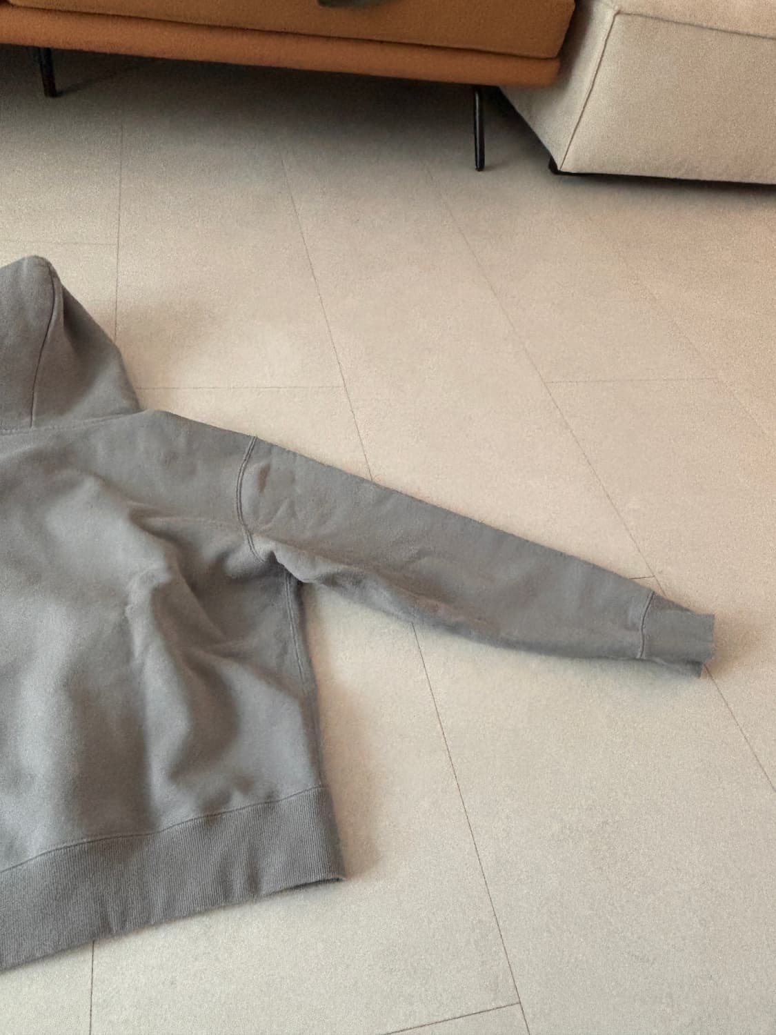 이 후드, 사실 YEEZY 냄새 납니다. 아디다스 오리지널스 후드 L 상품이미지7