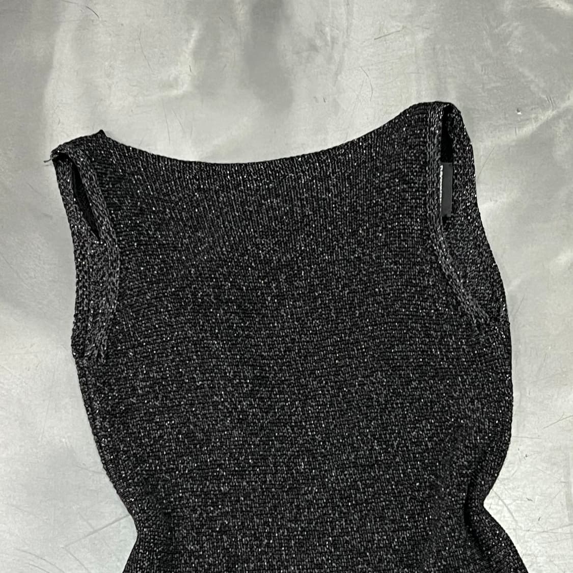  엠포리오 아르마니 배색 니트 슬리브리스 y16028 상품이미지3