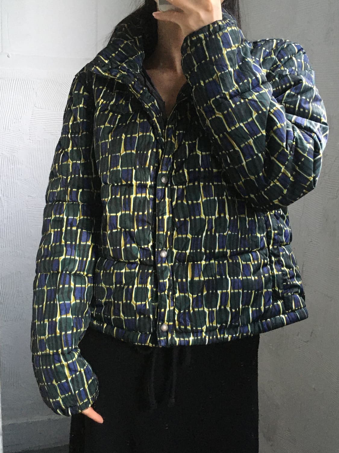 Prada 프라다 그린컬러 프린트 크롭 패딩 상품이미지4