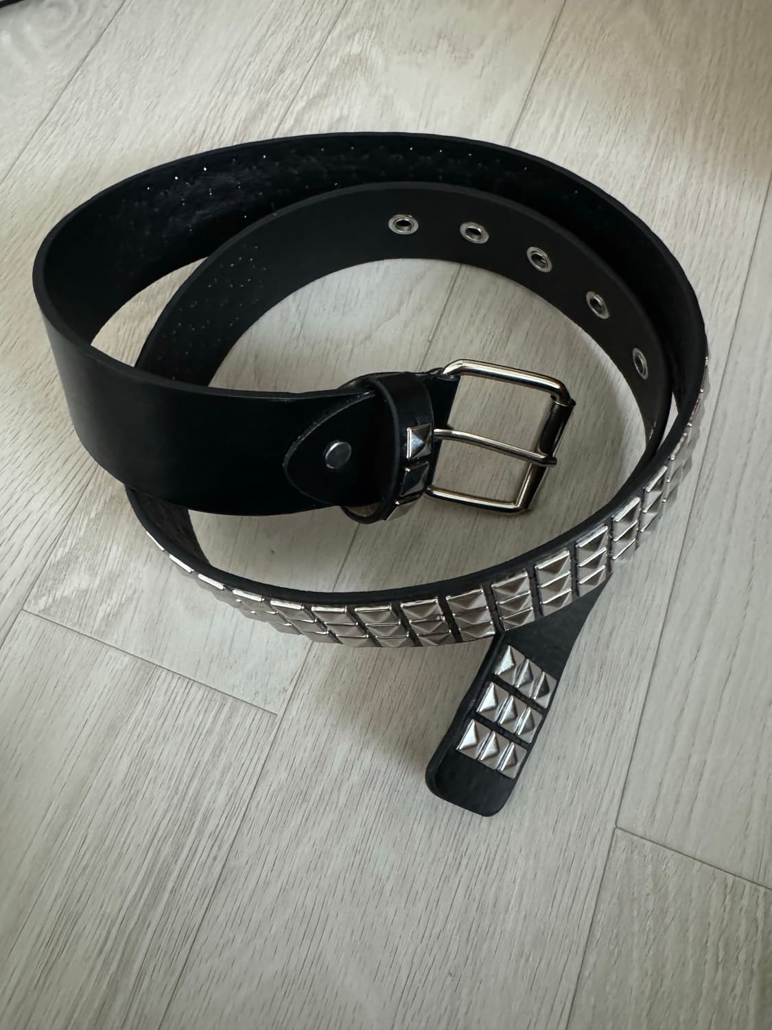 캐시베이비 맛 스터드 레더 벨트 상품이미지1