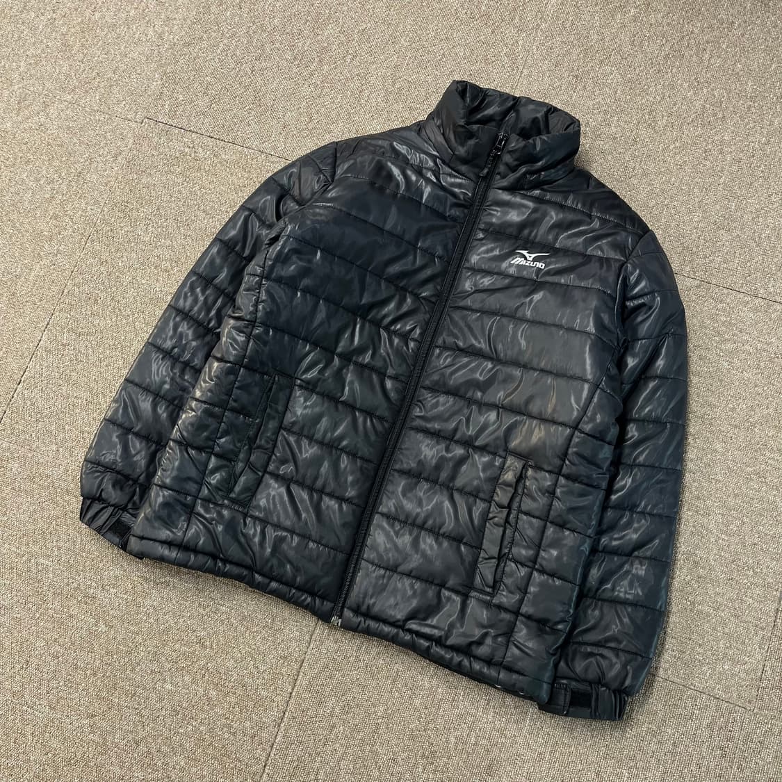  미즈노 경량패딩 상품이미지1