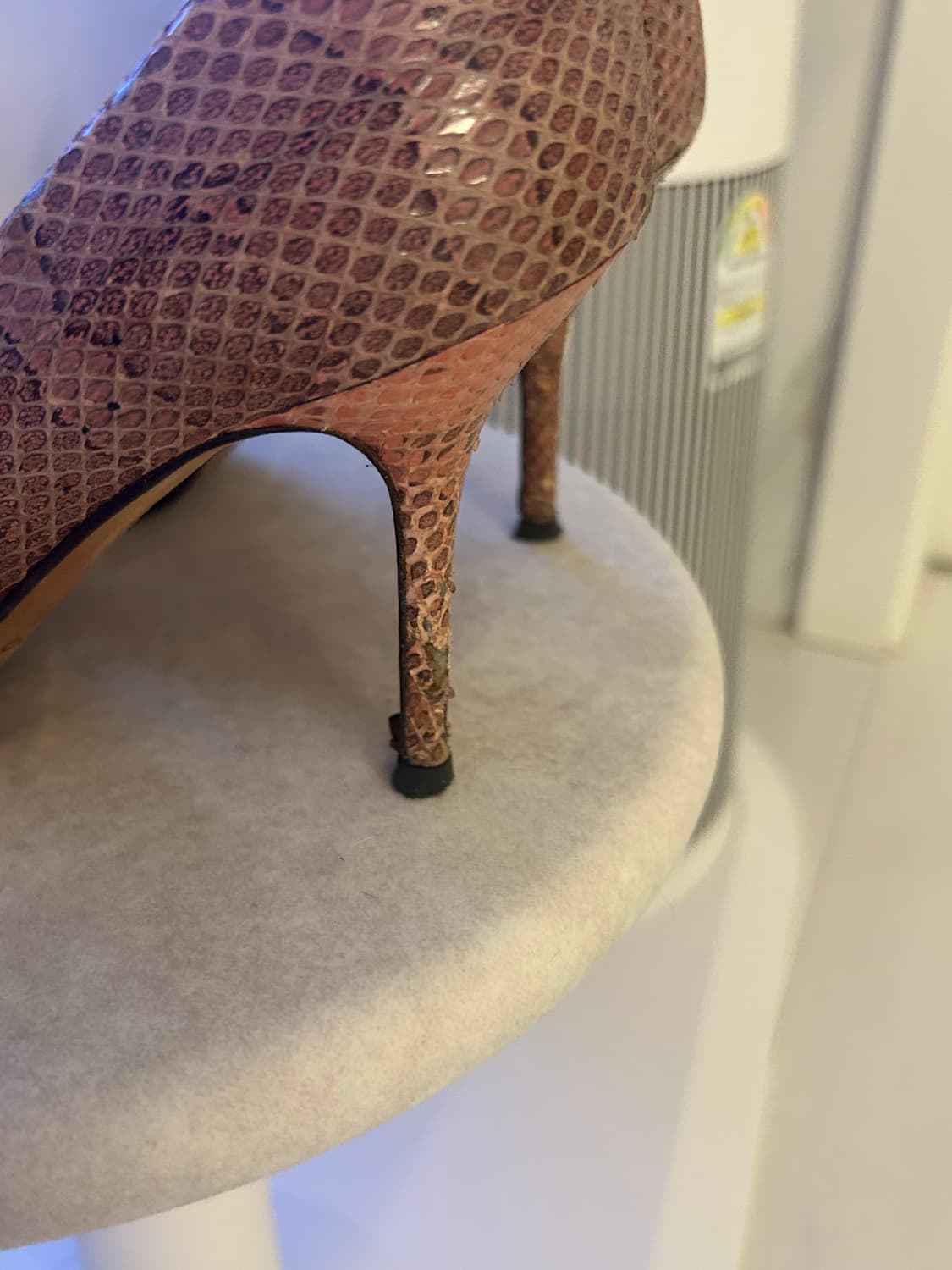 돌체앤가바나 힐 235mm 상품이미지3