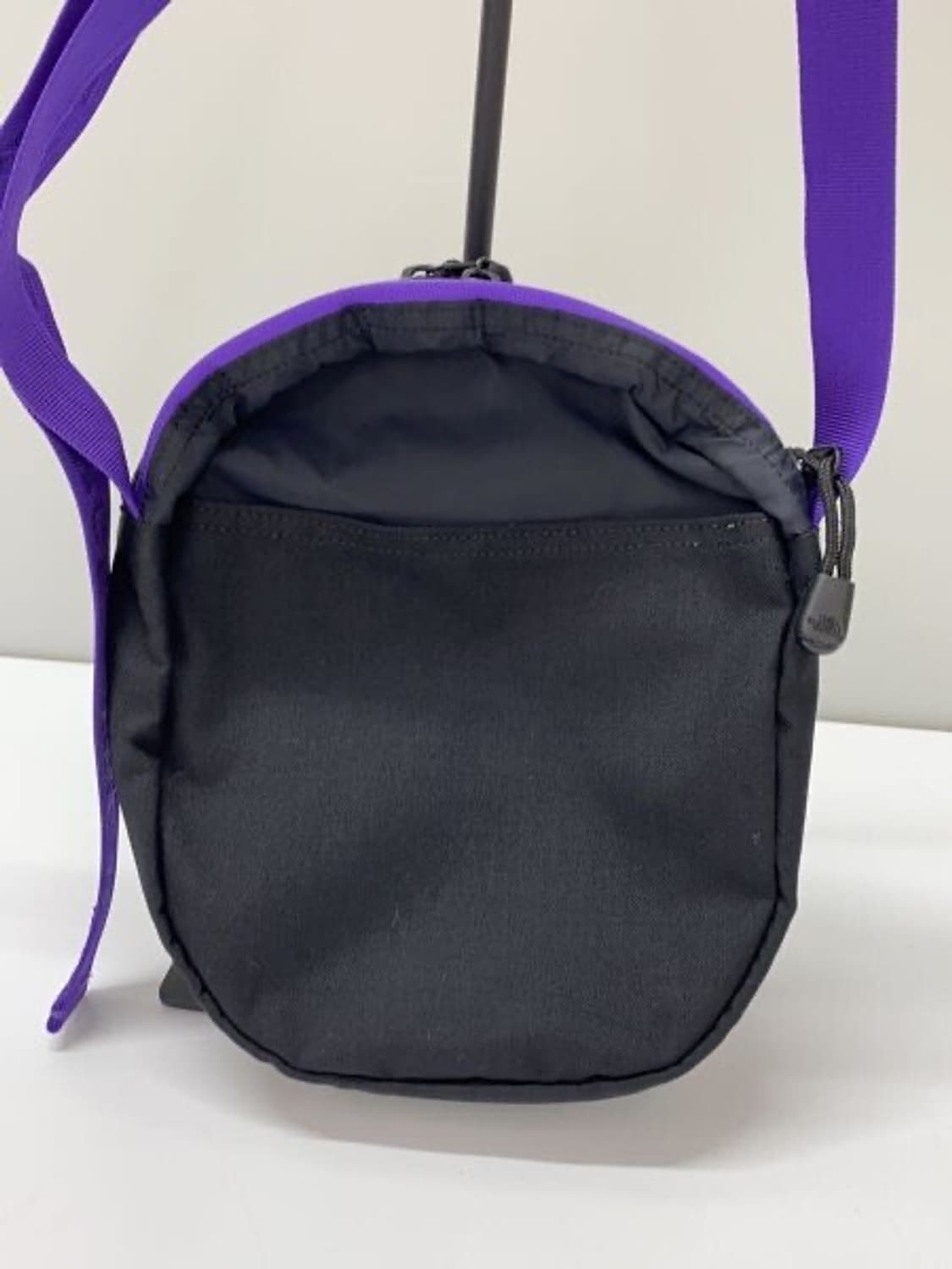 노스페이스 퍼플라벨 크로스백 상품이미지3