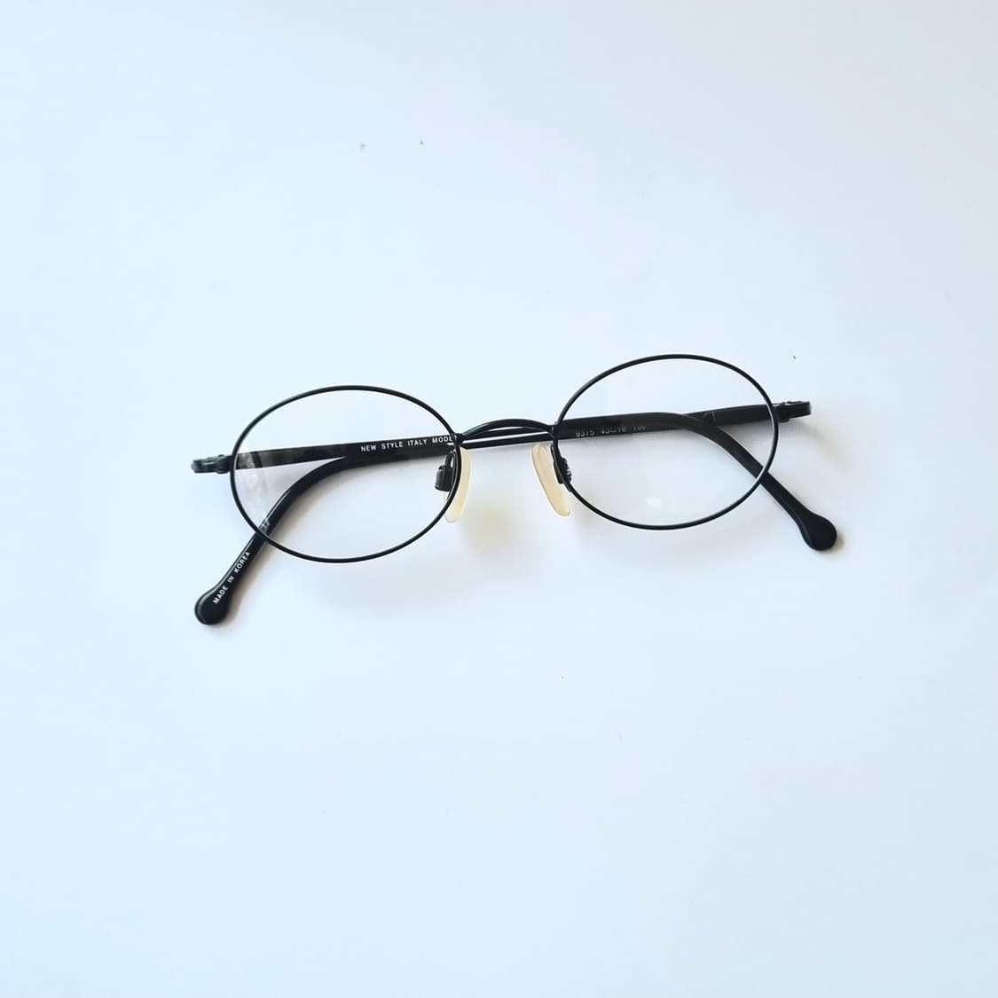 데드스탁 미니멀(small) 오벌 안경테 535 상품이미지2