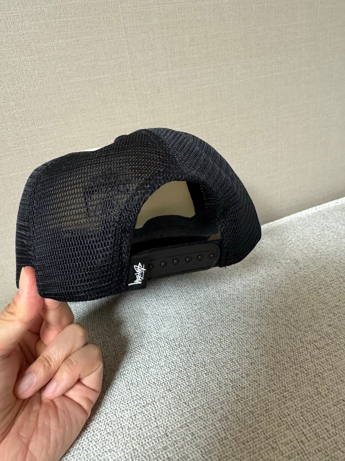 [Stussy]스투시 스컬로고 메쉬 트러커캡_블랙 (F) 상품이미지4