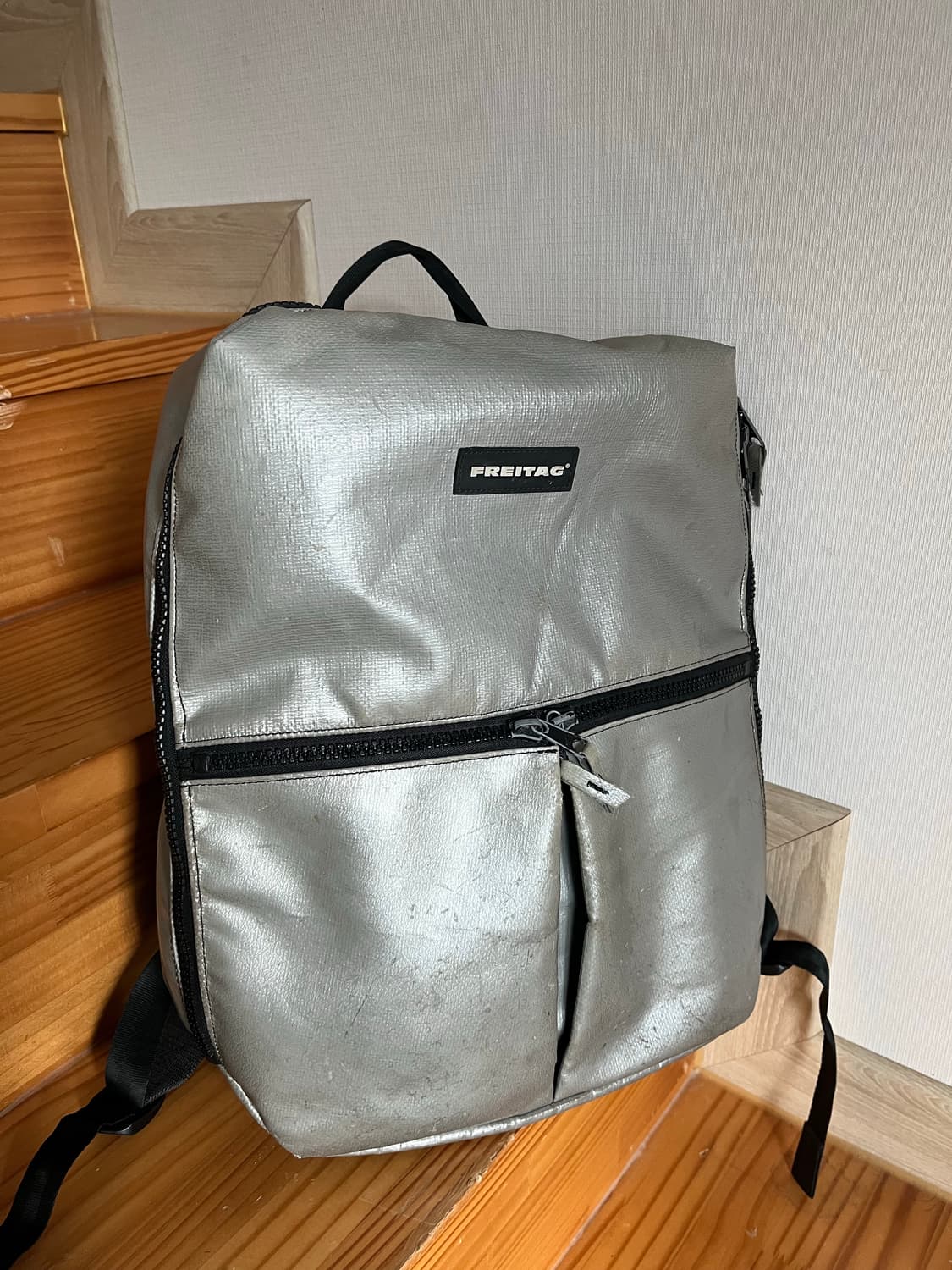 정품) 프라이탁 프린지 백팩 올실버 희귀템 상품이미지1
