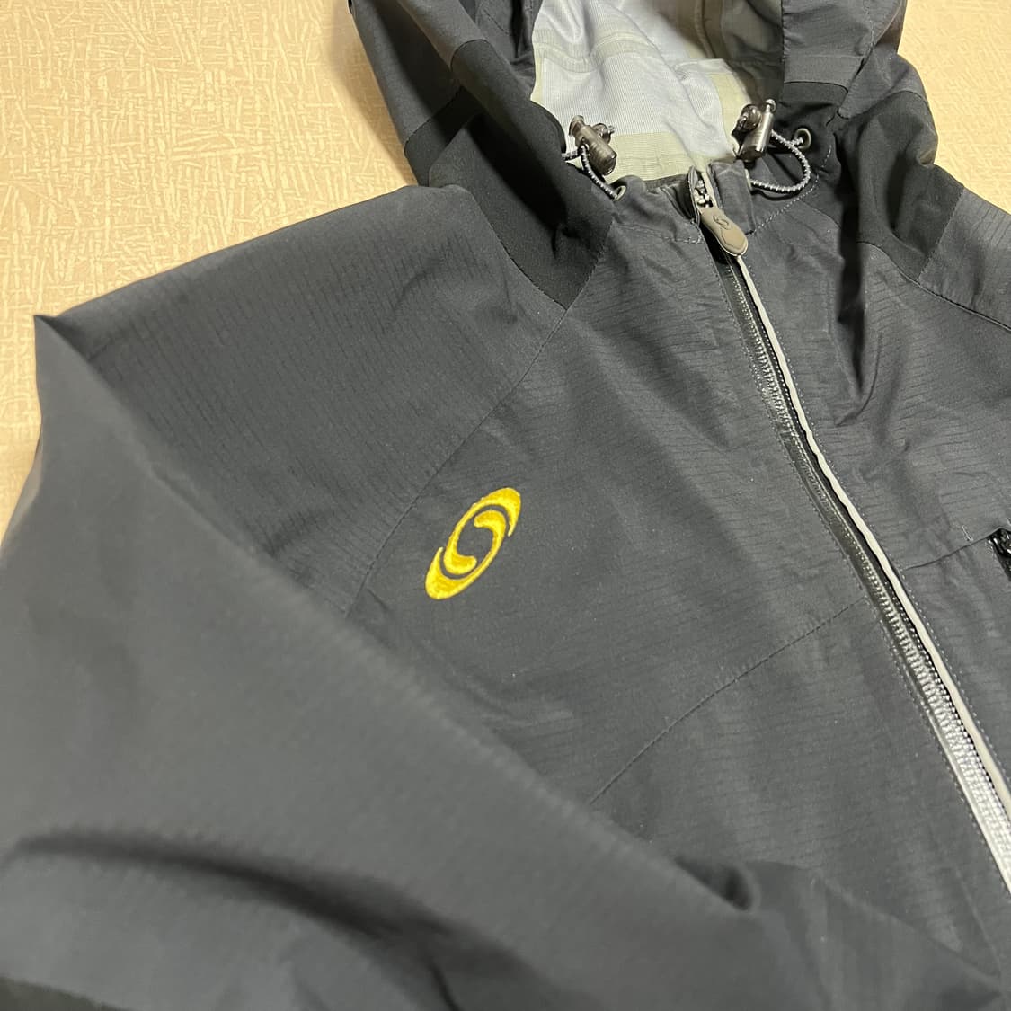 살로몬 바람막이 상품이미지3