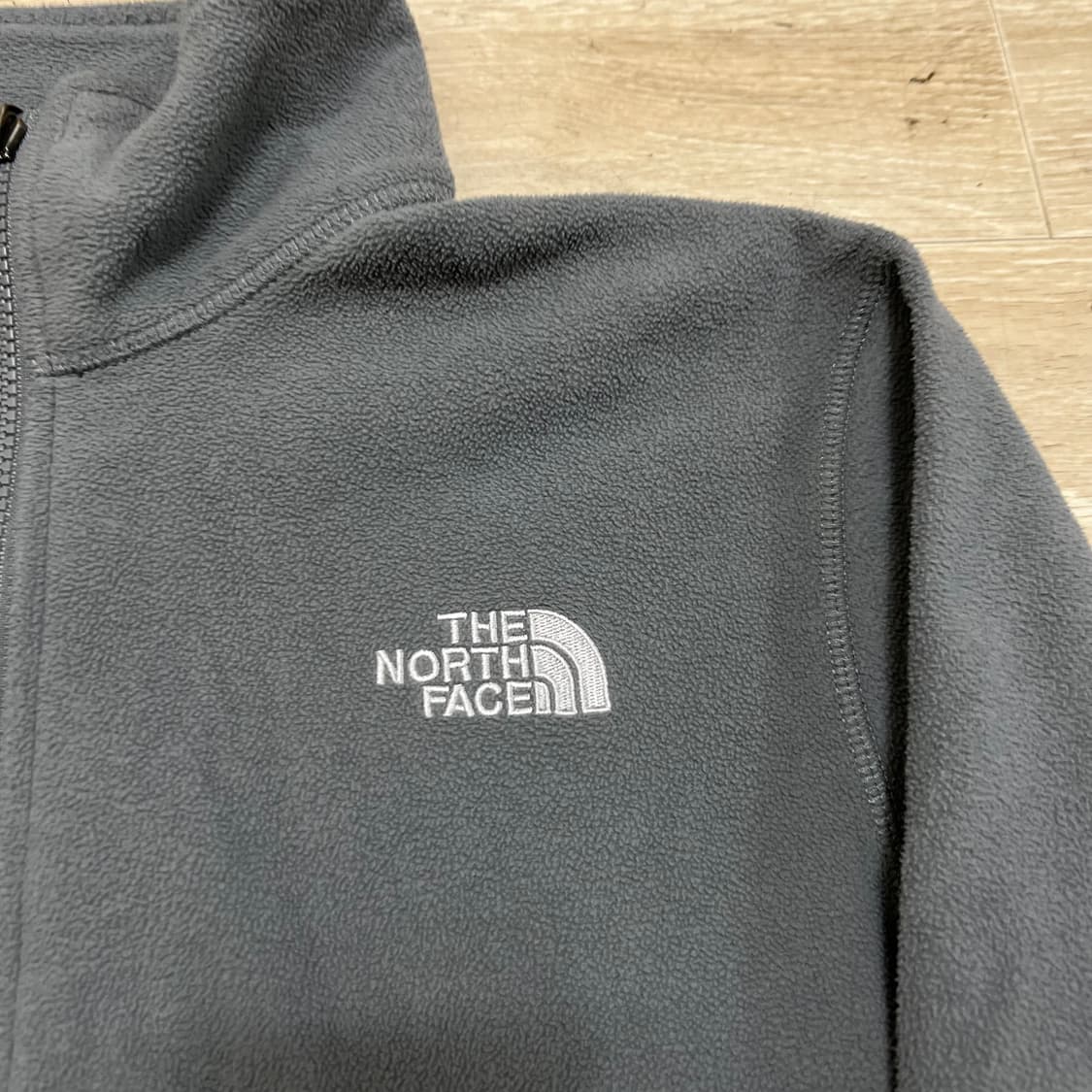 노스페이스 하프돔 로고 후리스 플리스 집업자켓 [차콜] S/90 상품이미지4