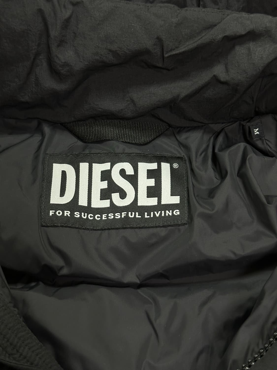 (M) 디젤 W 롤프 패딩 블랙 상품이미지3