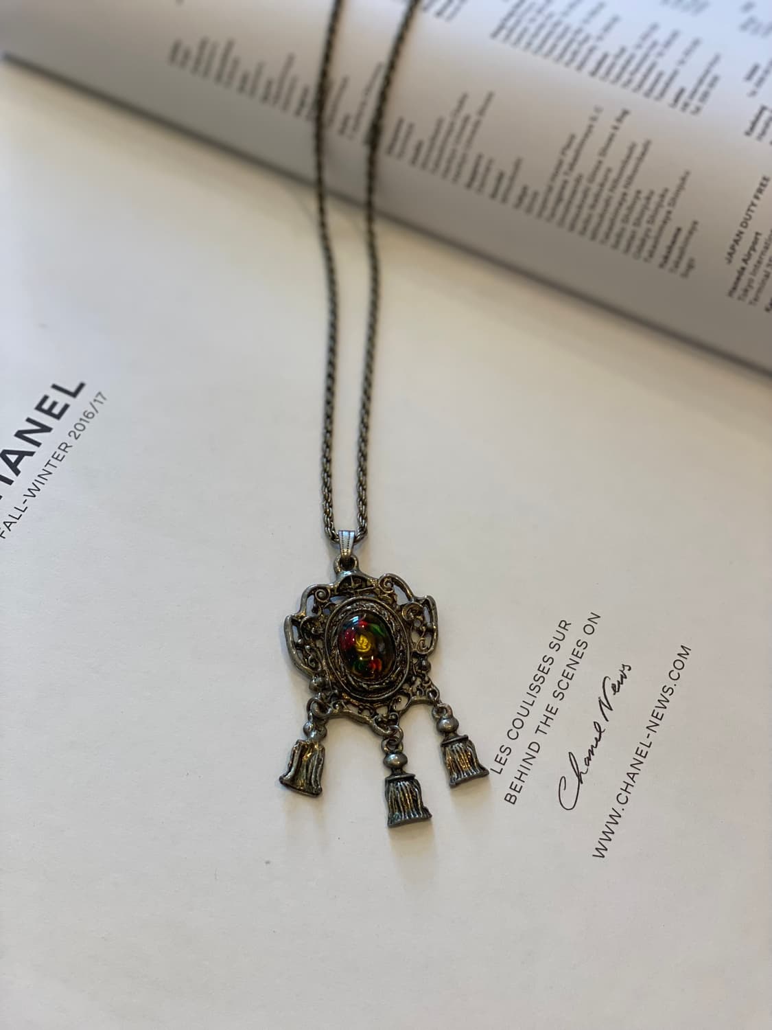 플라워패턴 앤틱 드롭 목걸이 상품이미지3