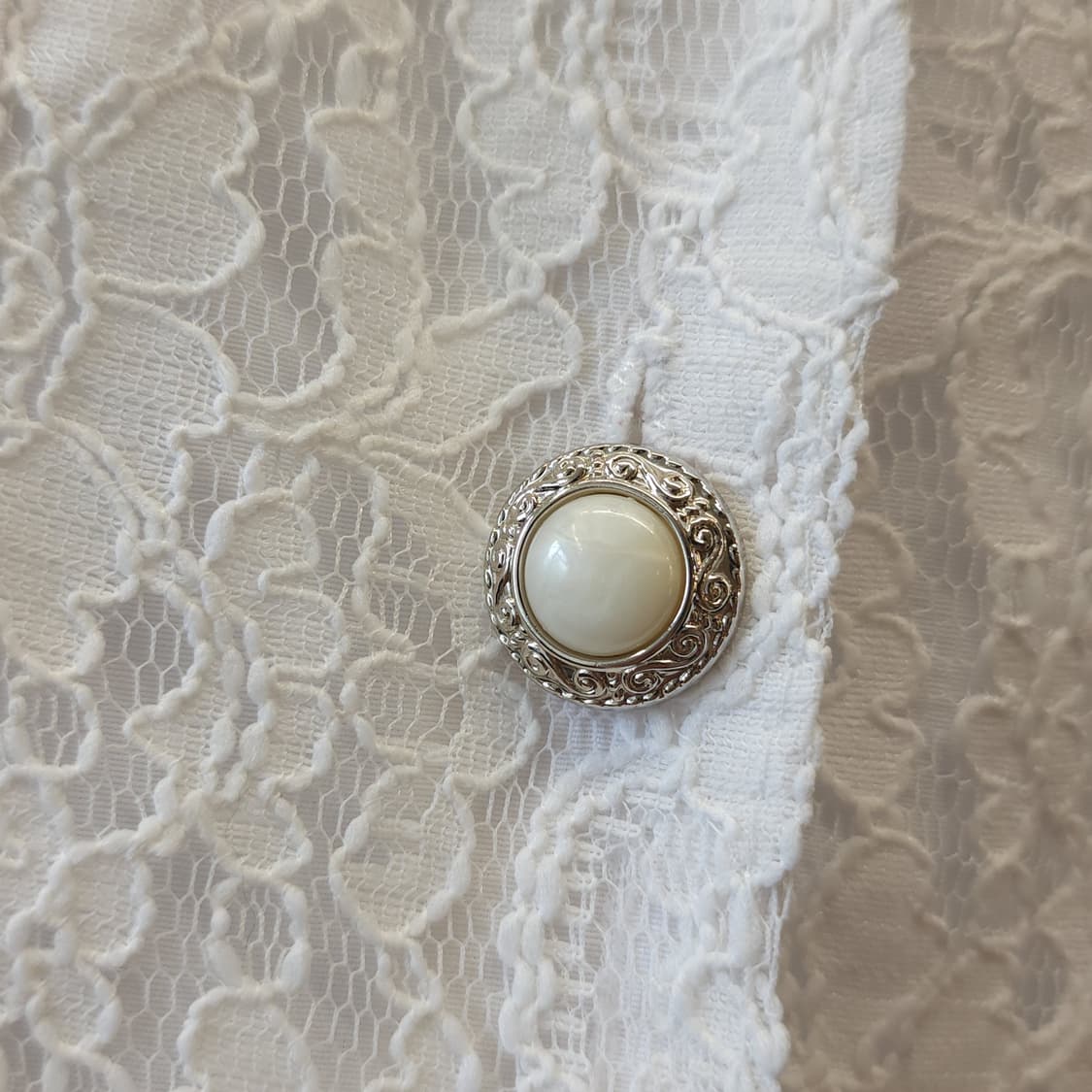 90s 유럽 빈티지 로맨틱 화이트 플라워 자수 반팔 셔츠 프렌치 블라우스 상품이미지7