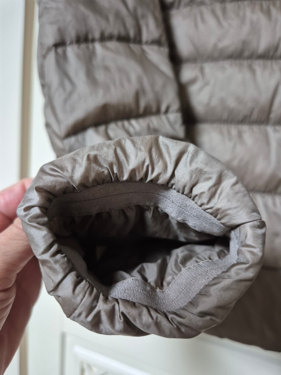 유니클로 여성 경량 다운 상품이미지5