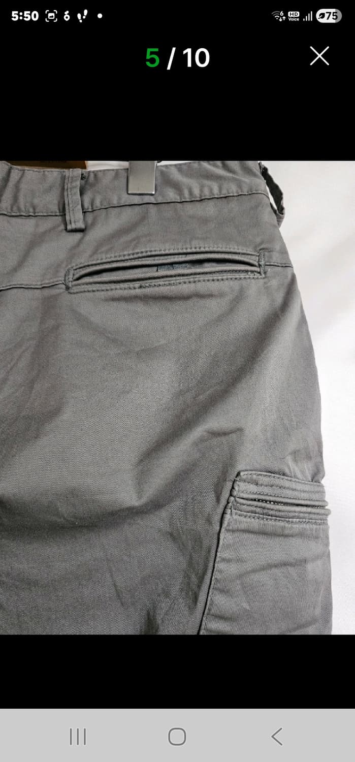 스톤아일랜드 시그니처 아이템인 와펜 카고 팬츠  상품이미지5