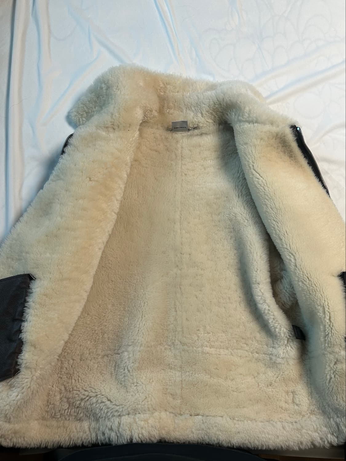 베트멍 17aw 오버사이즈 쉽스킨 레더 무스탕 / vetements 상품이미지4
