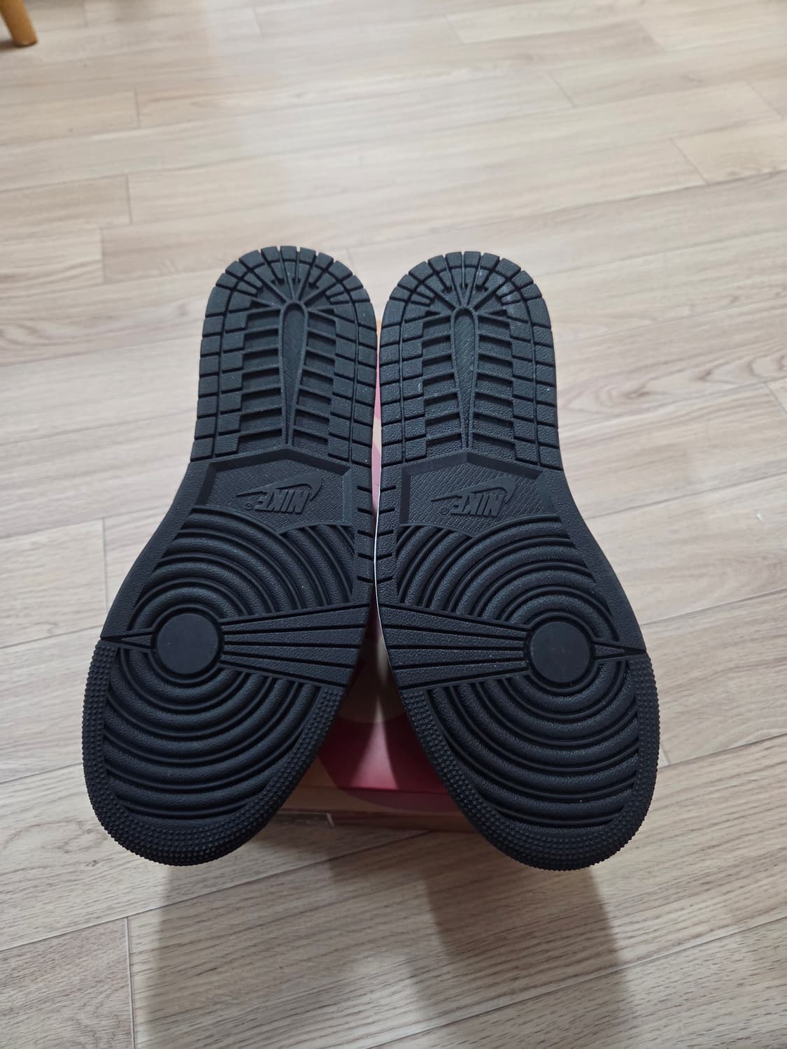 새상품)조던1 OG 루키 로우 255mm 상품이미지2