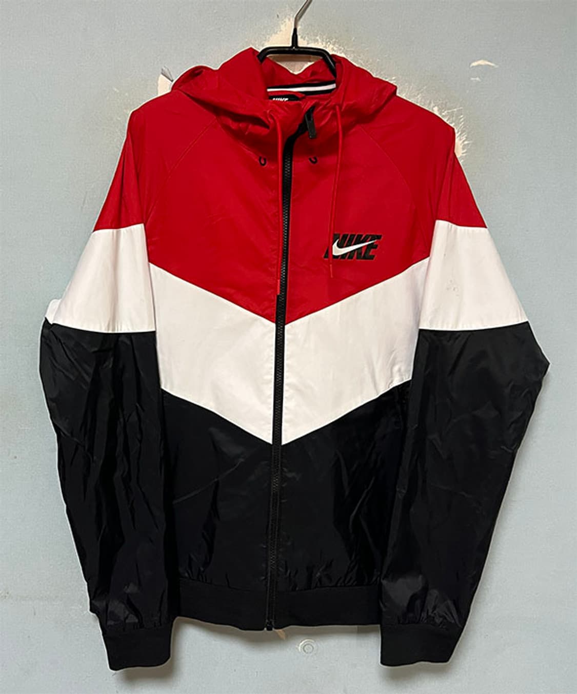 NIKE 나이키 스포츠웨어 윈드러너 남자 바람막이 춘추 L 100 상품이미지1