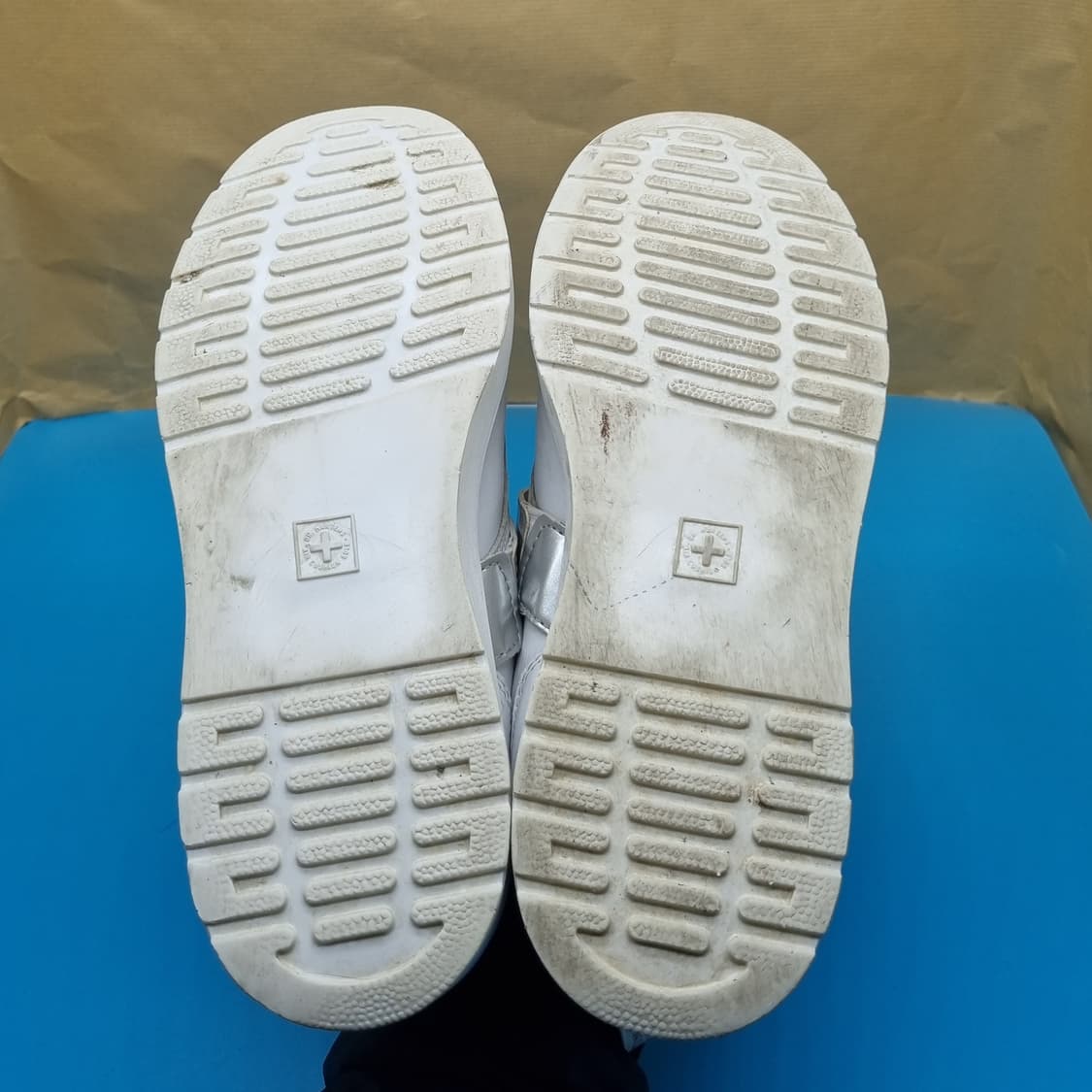 닥터마틴 유도라. 남성슬립온43 280 상품이미지3