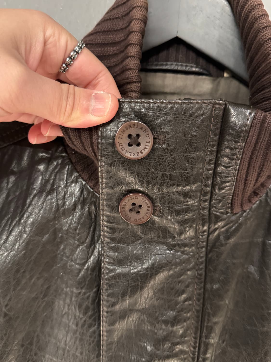 팀버랜드 카우하이드 하이넥 가죽자켓  상품이미지4