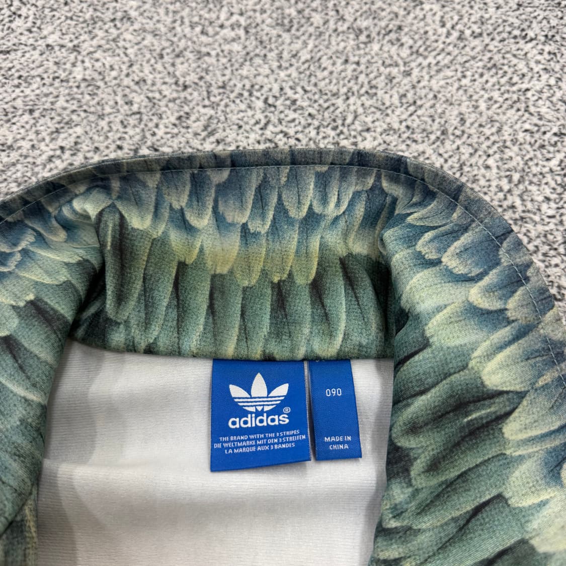 90 아디다스 여성 패턴 져지 세트 0130H1 상품이미지3