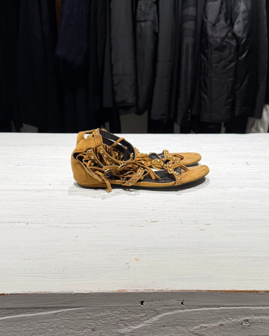 생로랑 브라운 스웨이드 프린지 샌들 상품이미지4