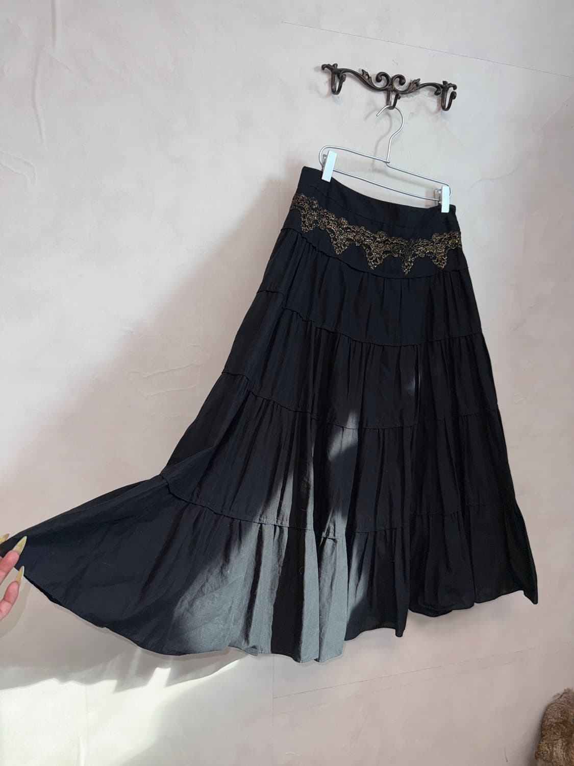 Black oriental details maxi cancan skirt 상품이미지1