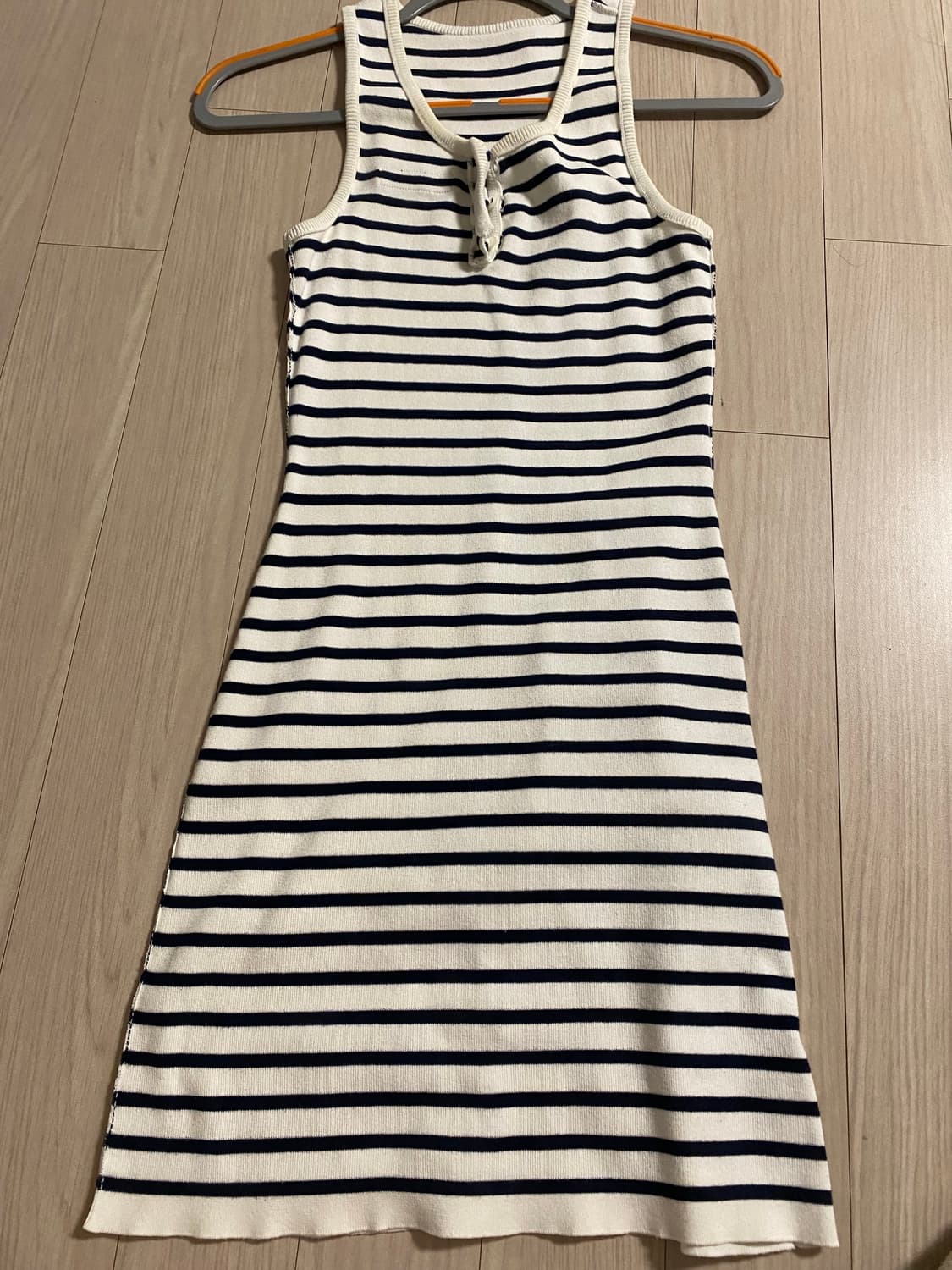 정품) 미우미우 스트라이프 나시 원피스 36 상품이미지5