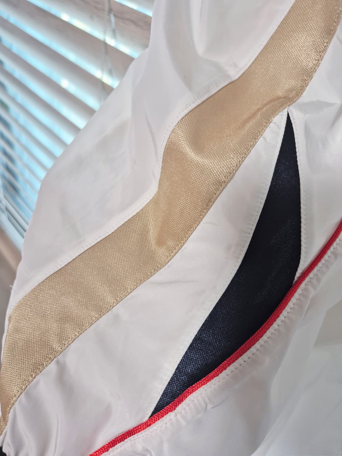 데상트반팔아노락(정품)반팔바람막이 상품이미지7