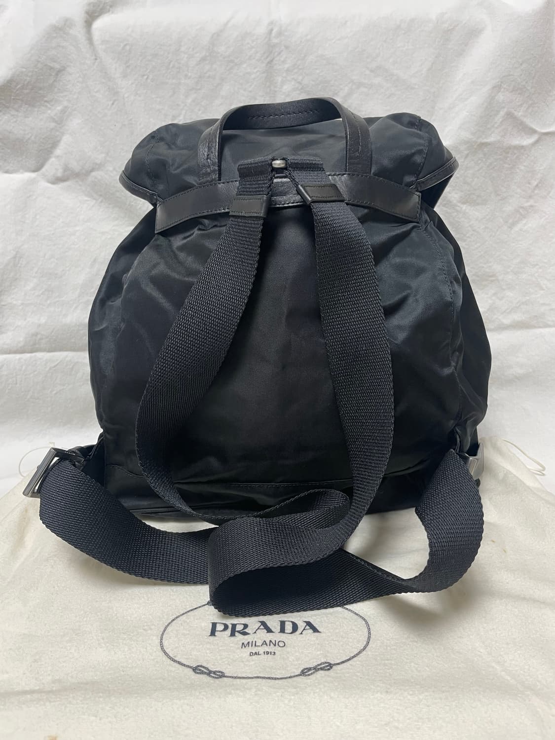 프라다 백팩 미듐 상품이미지2