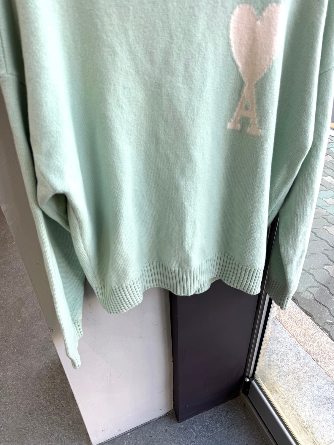 .S/ 아미 빅로고 하트 스웻 니트 상품이미지4