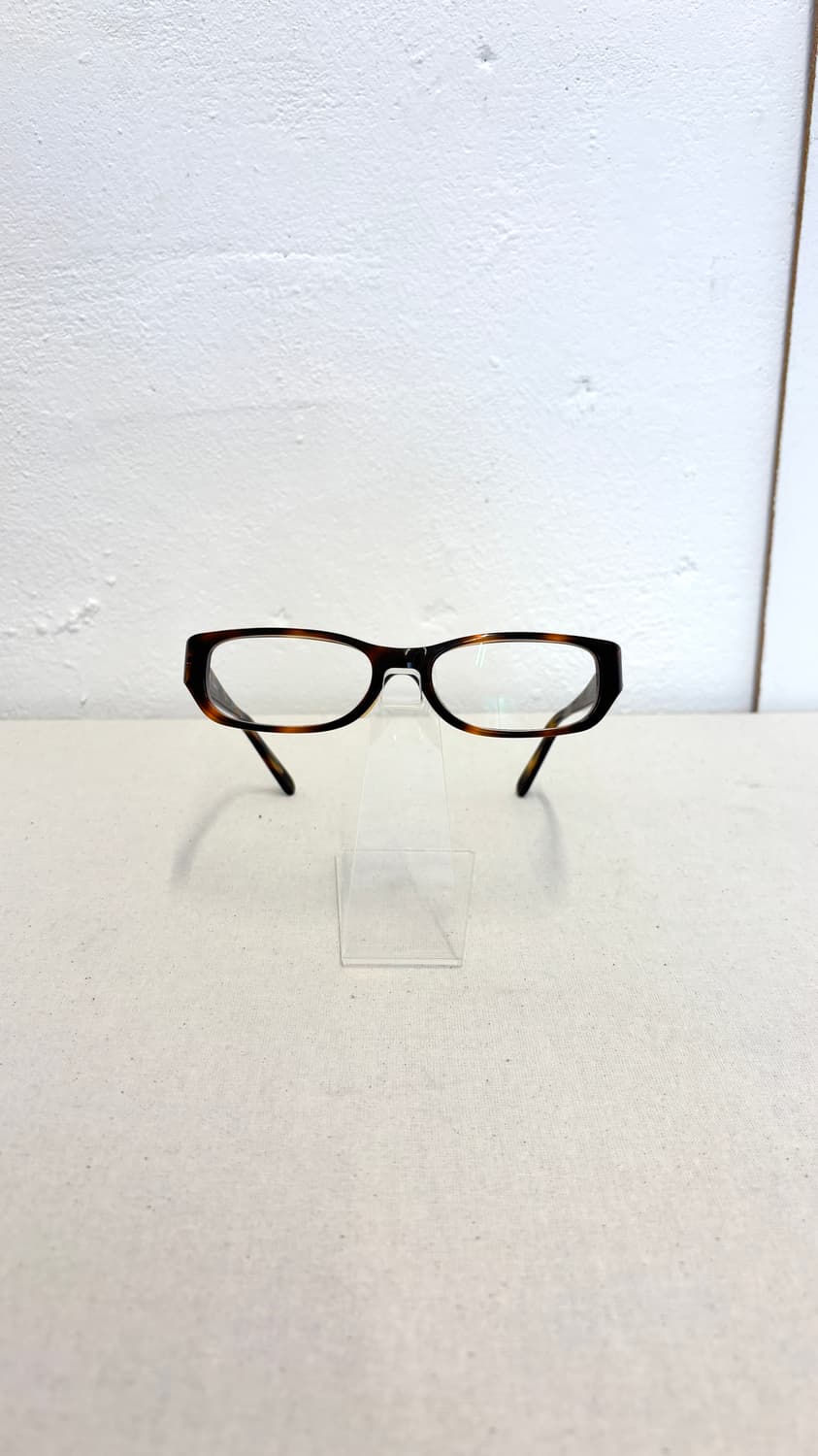 CHANEL tortoiseshell logo glasses 상품이미지3