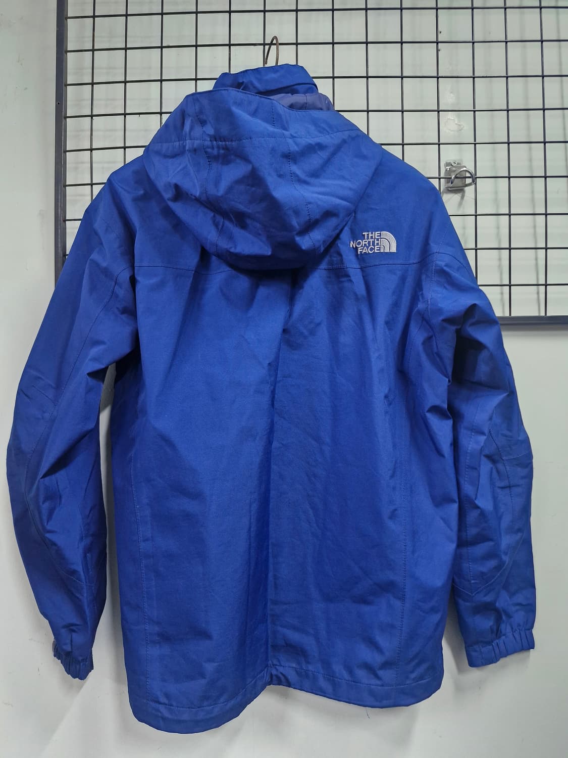 100L 노스페이스 남성 고어텍스 바람막이 자켓. 상품이미지6