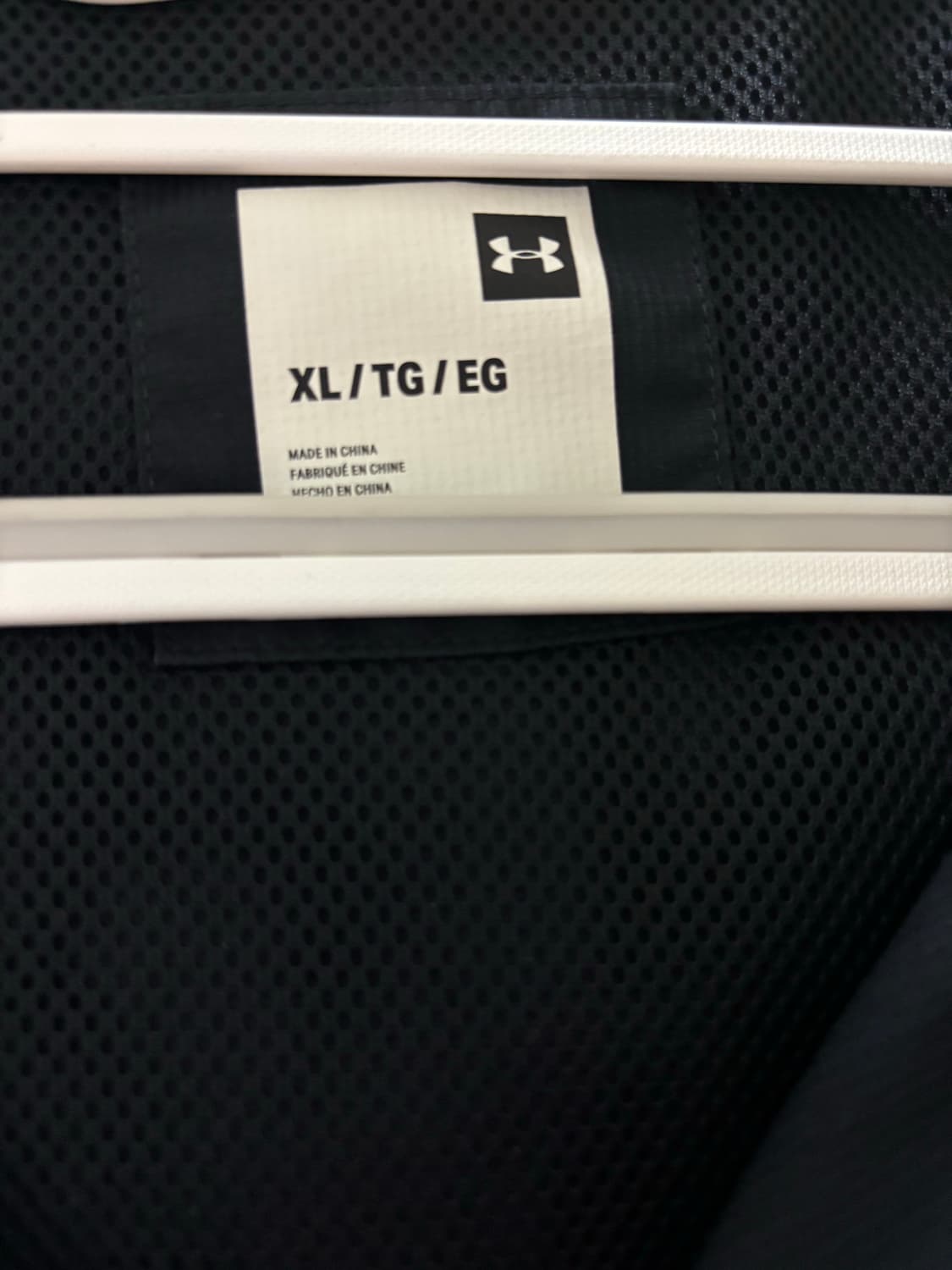 언더아머 바람막이 상품이미지3