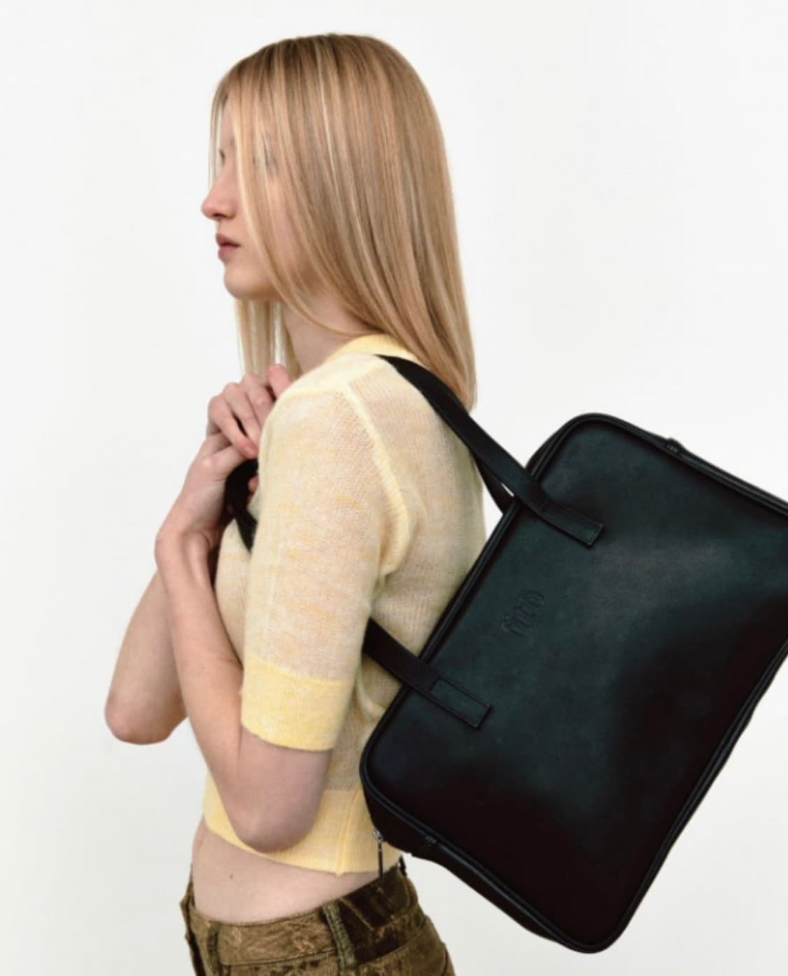 Trapezoid Shoulder Bag (black) 상품이미지1