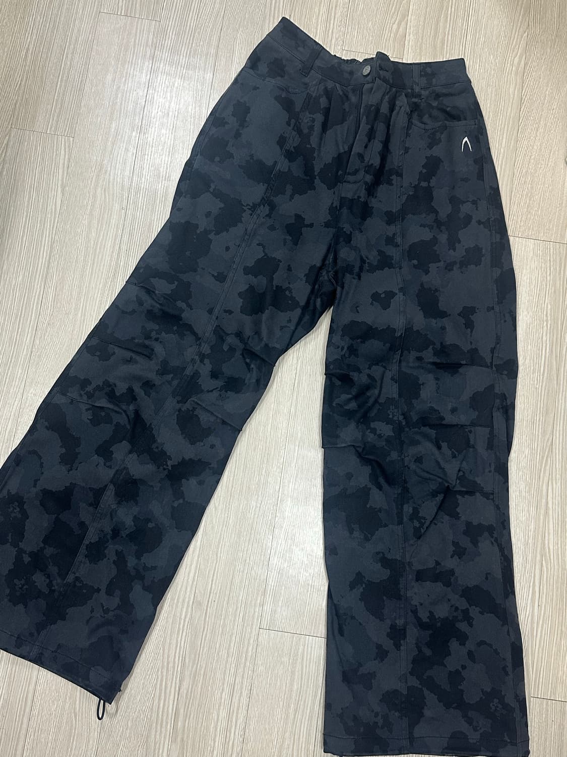 아캄 카모 팬츠 블랙 사이즈1 상품이미지2