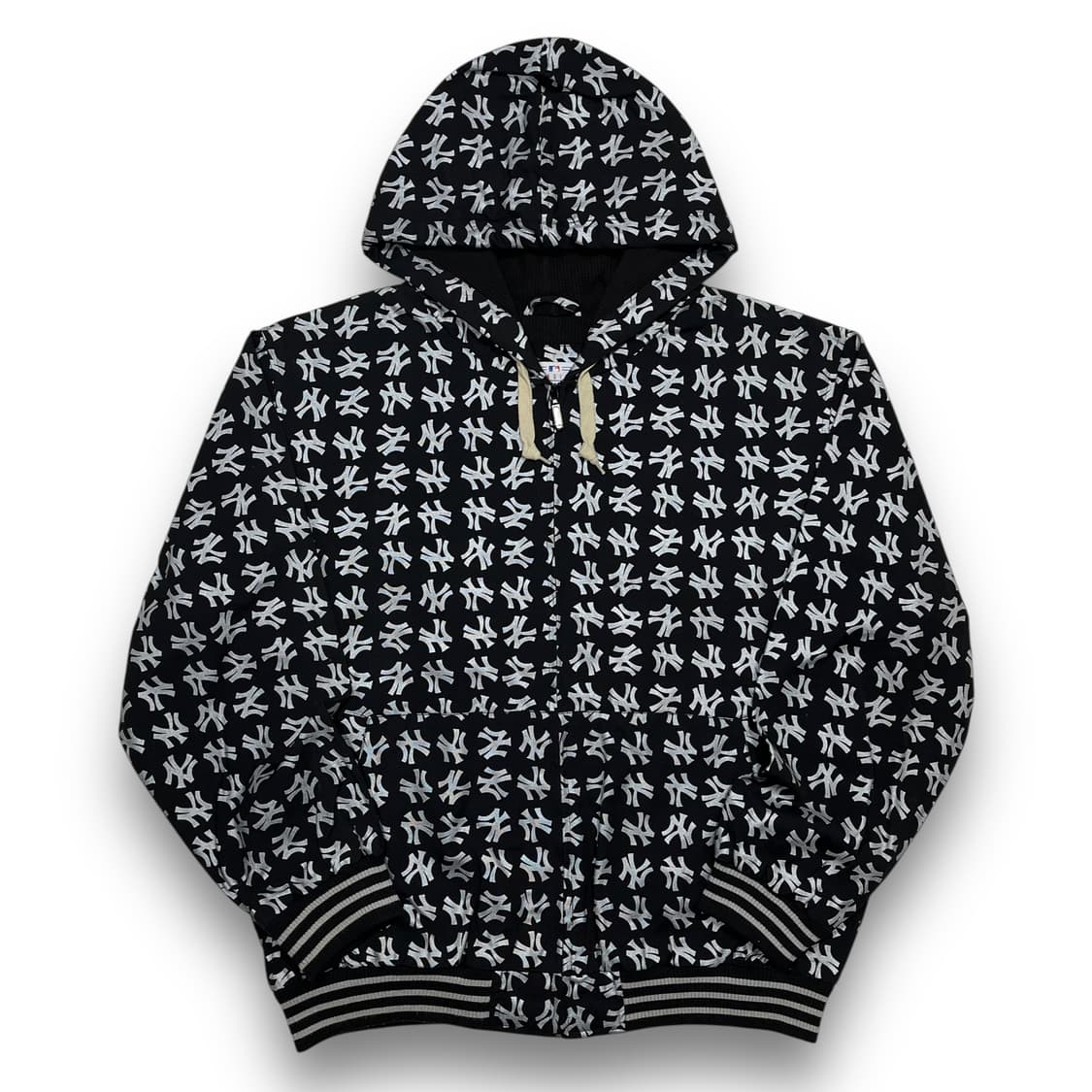 MLB G-lll 양키즈 멀티 로고 패턴 올드스쿨 후디 집업 상품이미지1