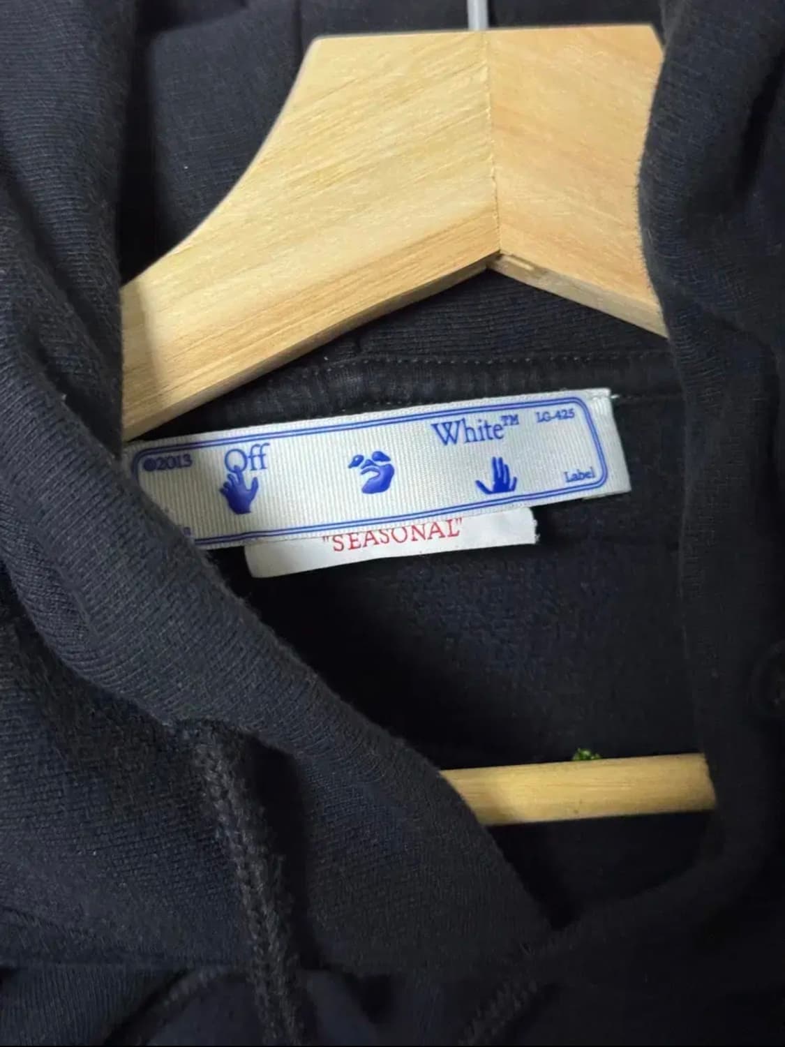 오프화이트 위드 후드티 상품이미지7