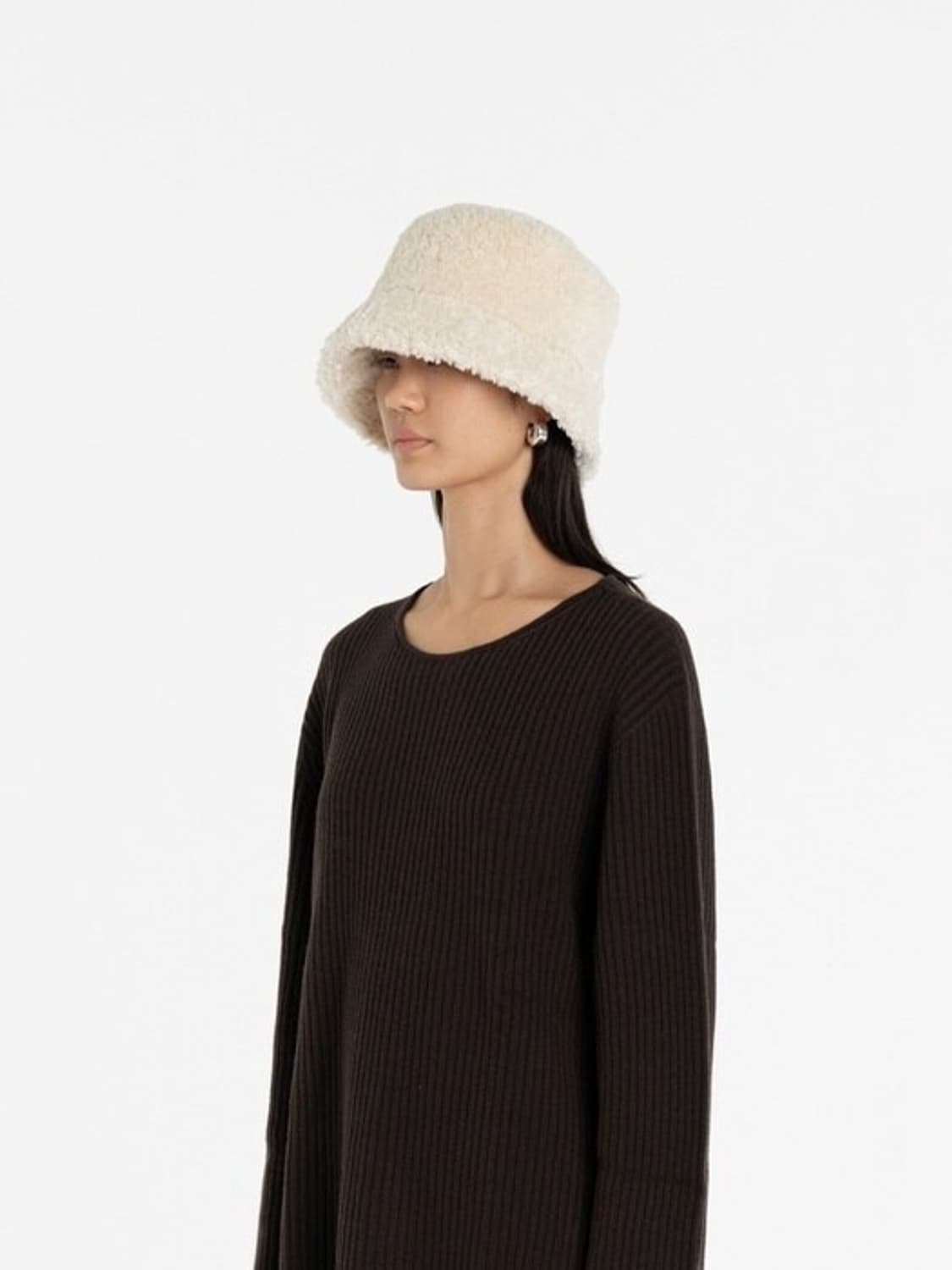 아모멘토 컬리 버킷햇 아이보리 상품이미지4