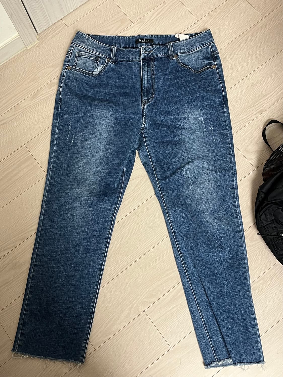 게스 청바지 상품이미지1