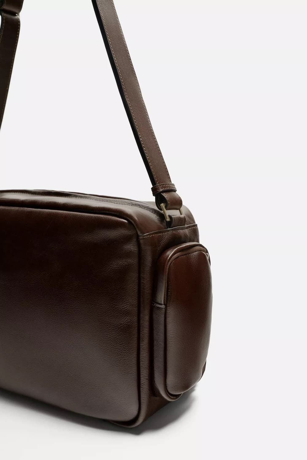 자라 Origins 멀티 포켓 레더 크로스백 새 상품 상품이미지3