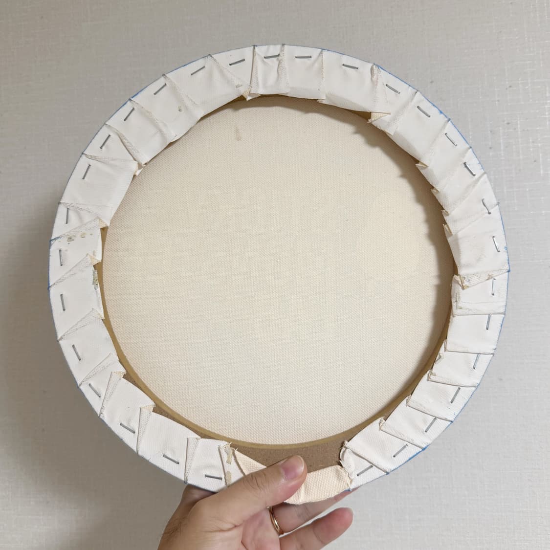 직접 그린 SML 스티키몬스터랩 캔버스 원형 액자 판넬 30cm 상품이미지4